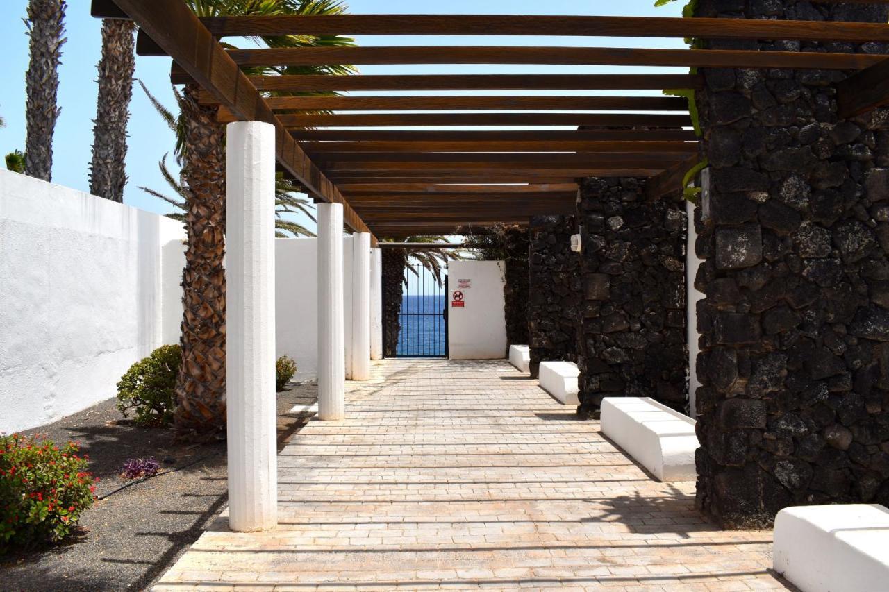 Sunny Bungalow In Front Of The Sea 3 Bedrooms Costa Teguise Dış mekan fotoğraf