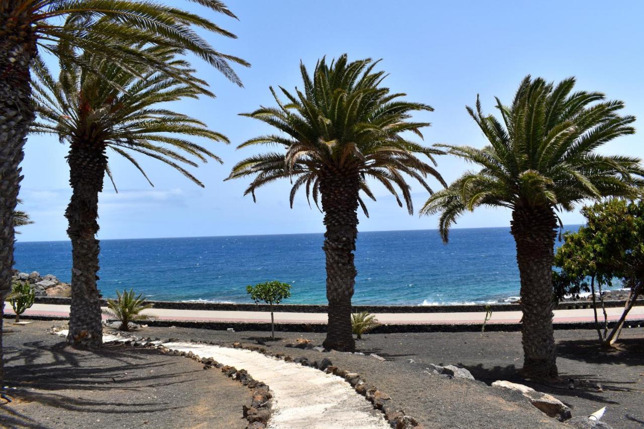 Sunny Bungalow In Front Of The Sea 3 Bedrooms Costa Teguise Dış mekan fotoğraf